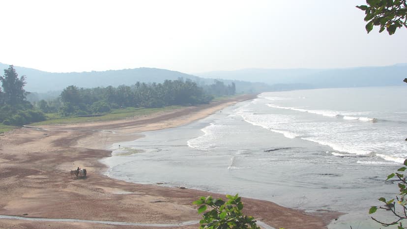 Ladghar Beach